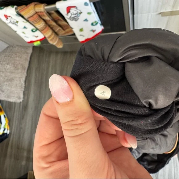 Lululemon Spring Fling Puffy Windbreaker Jacket Animal Swirl Black Size 4 - Picture 10 of 16